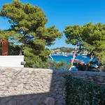 Beach Residences Caroline