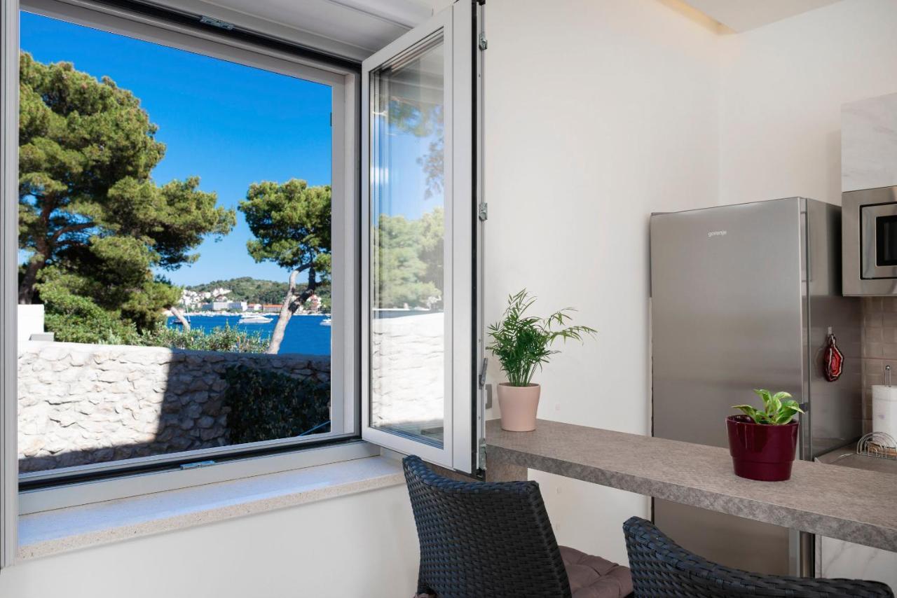 Apartment Residences Caroline *